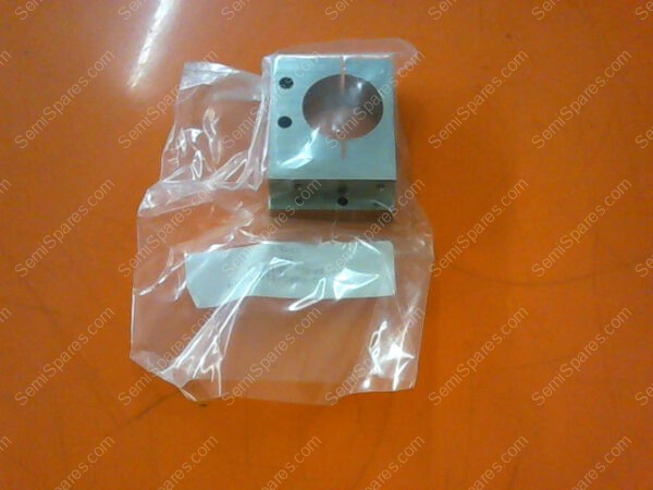 13-8082-114 | BASE, SPINDLE