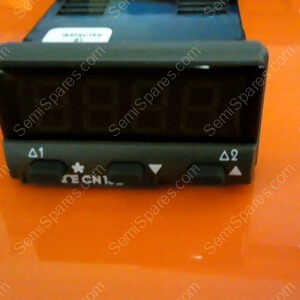 CN132 | OMEGA CN132 100-240VAC S/N 797965 010 008