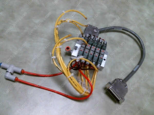 772-016855-002 | SMC SS5YJ3-DUI002479 PNEUMATIC SOLENOID VALVE LAM P/N 775-016855-002 WITH 853-039672-002 REV. A 4B1PG 1002685-0841