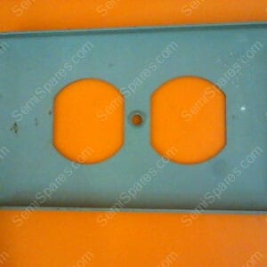 G-3043GE | HUBBLE RECEPTACLE CPU EXP WITH WIREMOLD G-3043GE METAL COVER