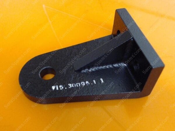 715-030095-001 | BRACKET, HANDLE