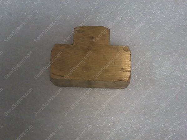 921-000479-006 | UNION, TEE, 1/2" NPT, BRASS