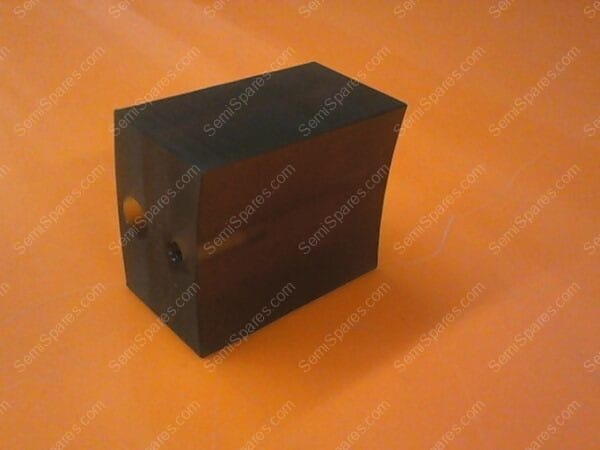 713-031695-001 | SPACER,RF CONNECTOR MOUNTING