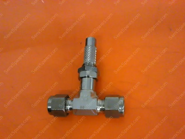 152453 SS-SS4 | STAINLESS STEEL LOW FLOW ANGLE PATTERN METERING VALVE, 1/4" - Image 2