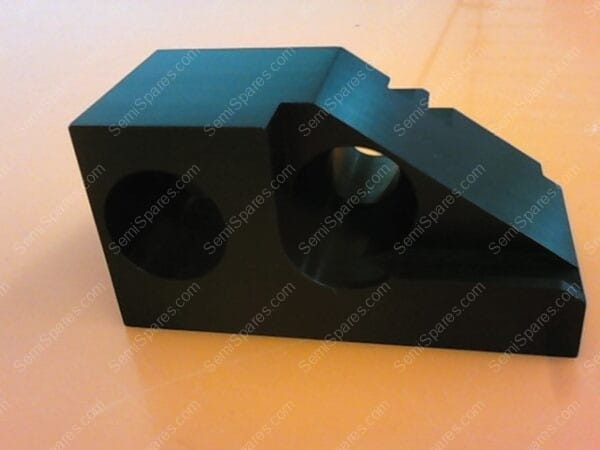 715-072002-001 | BLK,SLOT,V ATTACHMENT,LH