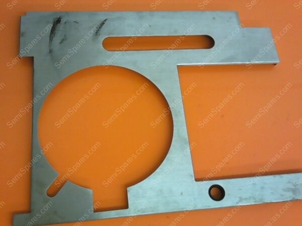 714-013480-001 | PLATE, COVER, RIGHT, 4600, STD