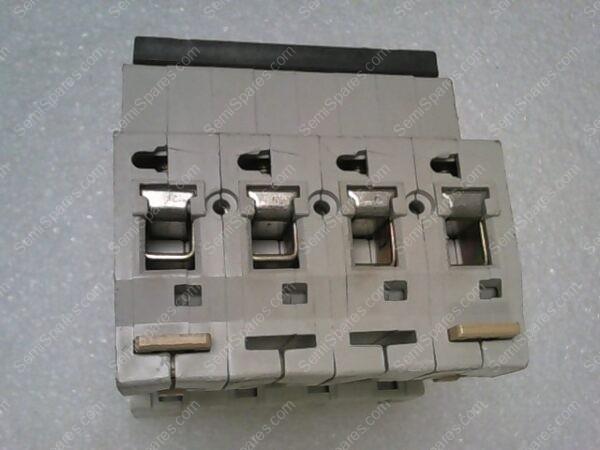C45N | CIRCUIT BREAKER 4 POLE, 15A, 415V~ 50/60HZ