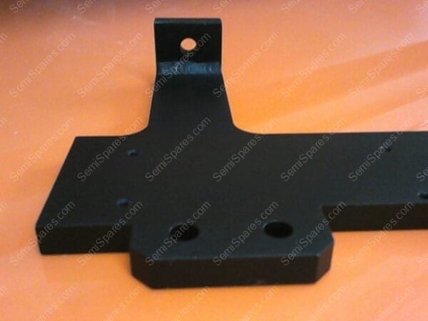 715-410058-001 | BRKT,CHMBR SPRT - Image 3