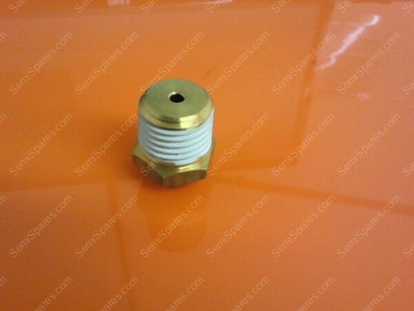 921-008453-004 | FTG,CONN,M, 1/4 NPTx1/8 T SMC