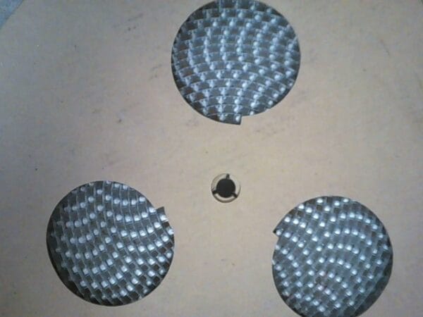 ECE-V1EA330SP | CAP ALUM 33UF 20% 25V SMD - Image 2