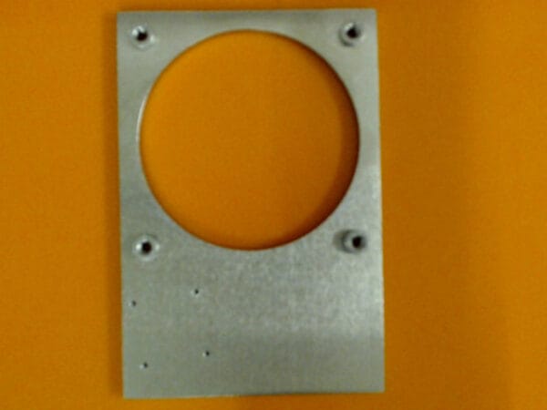 013-008885-682 | PLATE, REGULATOR BACKUP, SYN - Image 3