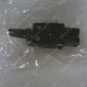 N-E501-001 | VALVE CONNECTORS