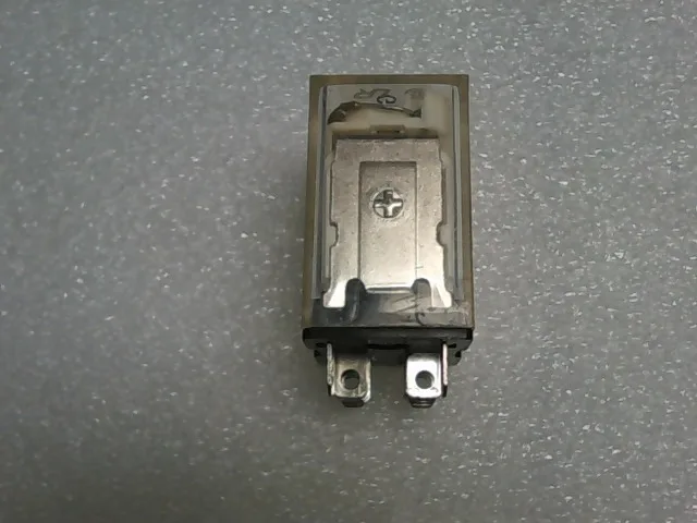 TM010S20 | SCHRACK RELAY 120V 10A AT 240VAC - Image 2