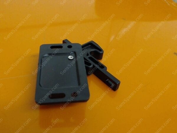 790-094433-001 | CATCH,DOOR,SPRING LOADED