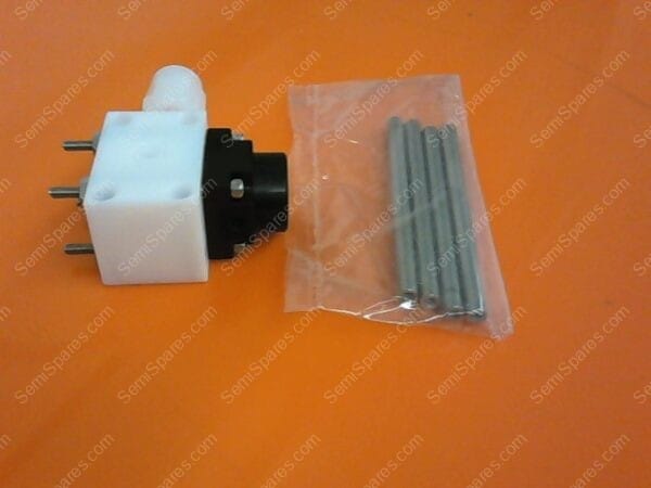 VL-9735-00 | VALVE, 3-WAY INPUT, IDI PUMP, 1-140-042