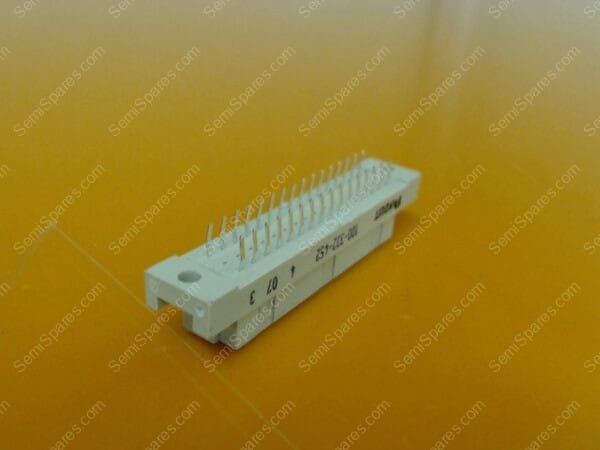 668-008419-032 | CONN  FEM RIB. CBL 32-PIN