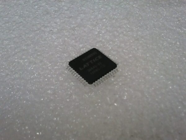 M4A5-32-32-12VNI | IC CPLD 32MC 12NS 44TQFP SURFACE MOUNT 4.5V-5.5V - Image 2