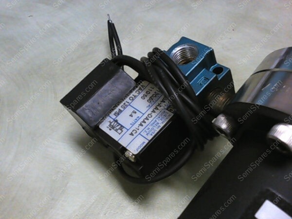 AVIV 037-100 | MDC KAV-100-P PNEUMATIC ANGLE VALVE W/ MAC 35A-AAA-DAAA-1CA 110/120 VAC SOLENOID VALVE - Image 3
