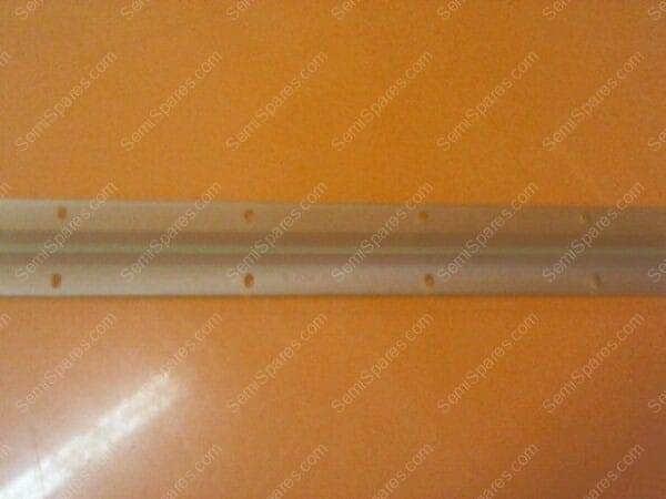 713-017323-002 | MNTG,GUIDE,GAS PNL MB - Image 2