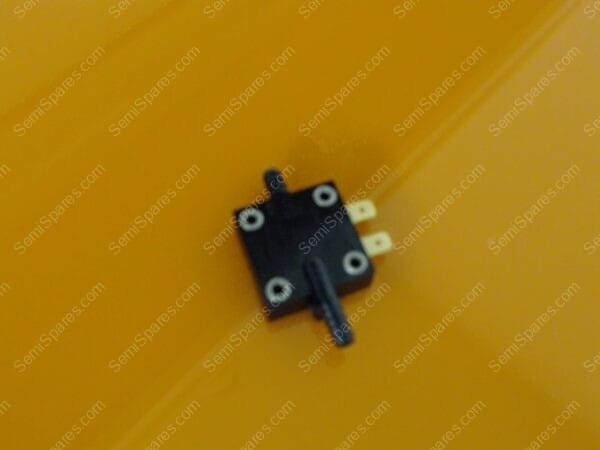 MS-3825-00 | SWITCH,PSF-100A-0.5,0.5" H20,26R2865
