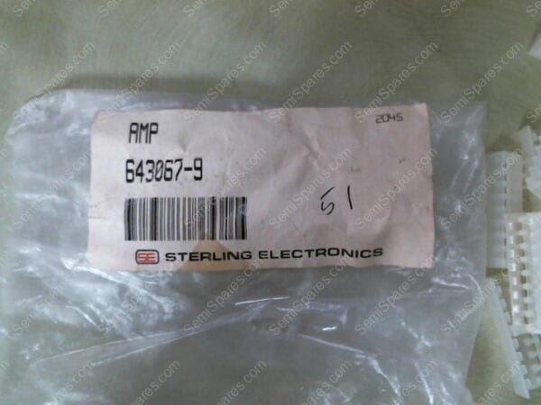 643067-9 | STERLING ELECTRONICS STRAIN RELIEF COVERS 09P MTA156 MOLDED COVER