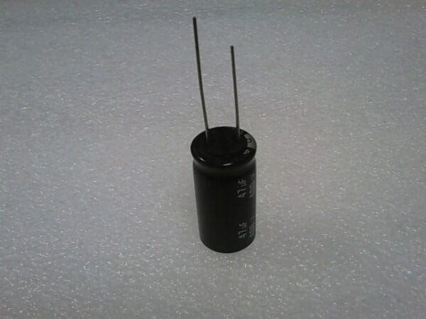EEU-EB2G470 | CAP ALUM 47UF 20% 400V RADIAL - Image 2