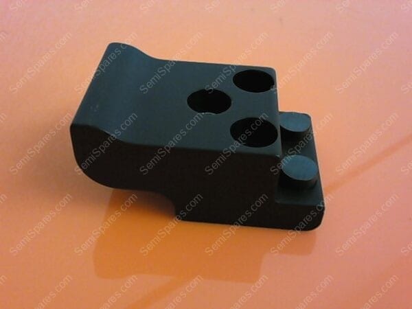 715-330104-001 | BRKT,GAS SPR LWR,FXD GAP - Image 2