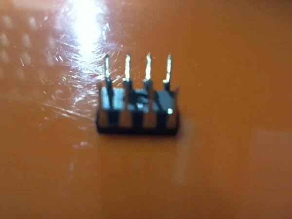 TLC272BCP | INTEGRATED CIRCUITS, OPERATIONAL AMPLIFIER, 2 FUNCTION, 3000UV OFFSERT MAX, CMOS, PDIP-8, TLC272BCP - Image 3