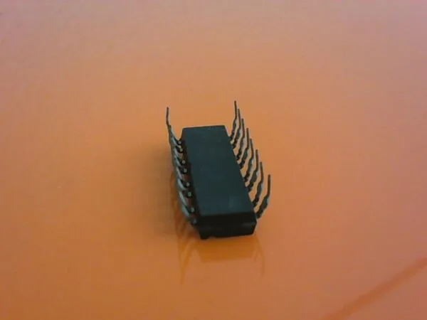 631-005464-001 | IC QUAD OPTOISOLATOR - Image 3