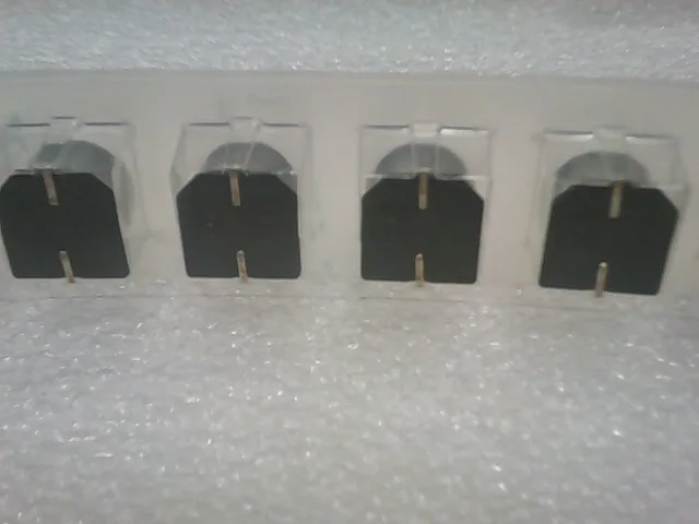 16SVP100M | CAP ALUM POLY 100UF 20% 16V SMD - Image 2