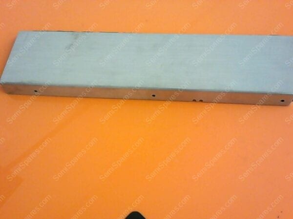 714-013115-004 | PNL,TRIM,L SIDE,GF