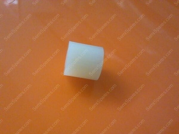 IN-1670-00 | STANDOFF, E40000905, ROUND, NYLON, 1/2X1/4