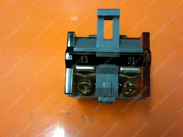 704.910.5 | EAO CONTACT BLOCK 704.910.5 10A 500V (PGK OF 5)