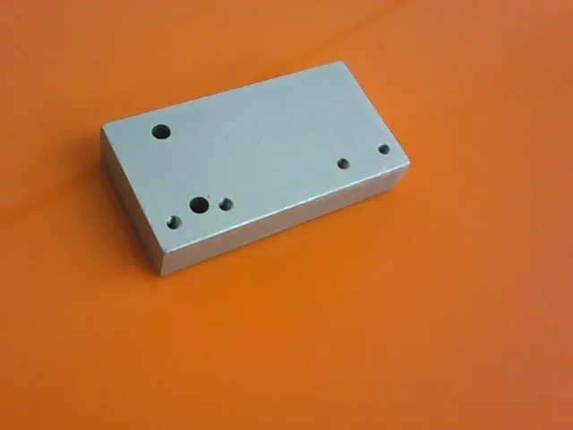 715-170167-001 | BLK,SPCR,DR SW MTG - Image 3