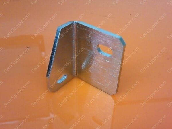 714-490954-001 | ANGLE,MTG,RH,B/O PNL FR,RACK