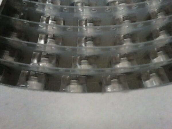 UWX1C470MCR1GB | CAP ALUM 47UF 20% 16V SMD - Image 2