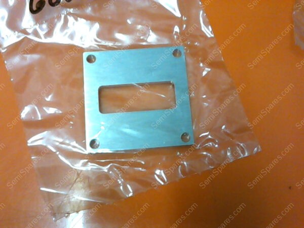 600222 | RTNR AC PLUG (PKG OF 2)