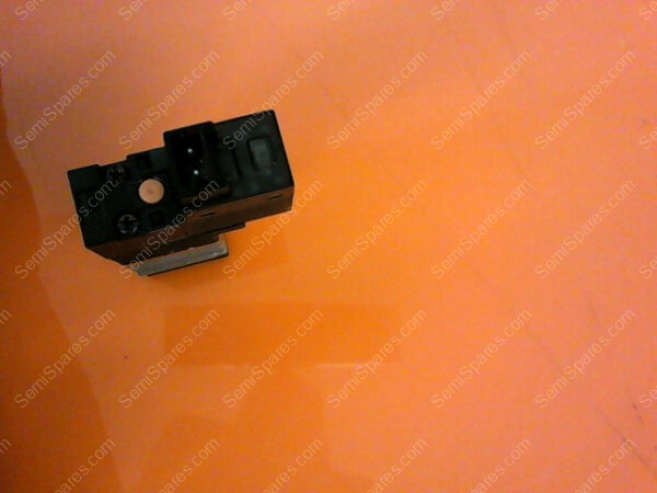 766-009446-001 | VALVE SOLENOID 3 WAY SMC - Image 2