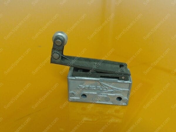 VL-0500-00 | VALVE,MEAD VACUUM, MTI, MV-20 - Image 3