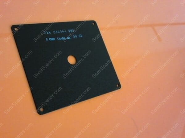 714-032562-001 | PLATE,BLANK-OFF,EXHAUST PORT - Image 3