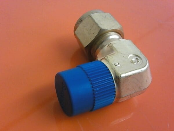 920-094660-016 | FTG,ELB,M,3/8"TUBE TO 1/4NPT,B - Image 4