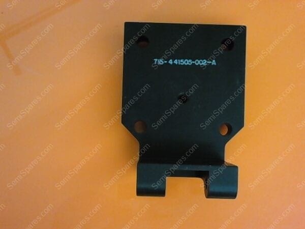 715-441505-002 | BRKT,CATCH,CHMBR TOP LFTR - Image 2