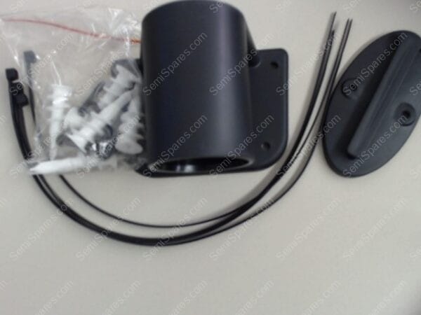 KT-0008-00 | KIT,WALL MOUNT 20120066 BANNER STAKES - Image 2