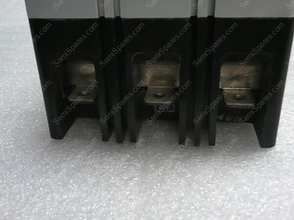 FDB 14K | WESTINGHOUSE FDB 14K 3 POLE 40 AMP, 600V, FDB3040L, CIRCUIT BREAKER CHIPPED
