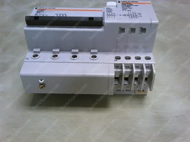 C45N-C32 | MERLIN GERIN MULTI9 C45N 15A 415V 4 POLE WITH VIGI C32 220/380V - Image 3