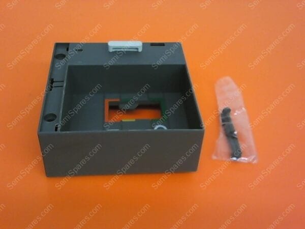 670-097576-001 | CKT BRKR,LOCKOUT FACEPLATE,S3 - Image 3