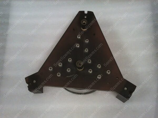 713-031682-001 | PLATE, MOUNTING, RF CONNECTOR