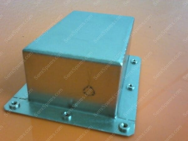 714-015085-001 | BRACKET FEED-THRU BOX(LWR MAT - Image 2