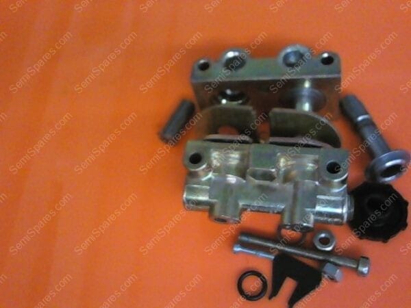 SO-0590-00 | SOLENOID,SKINNER,FC1800,4-WAY,V935DX18 - Image 2