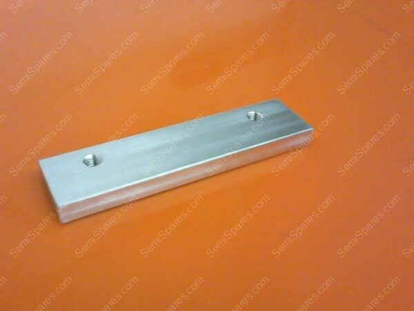 IN-1475-00 | INSULATOR, NUT,PLATE,RF, P/N D123617 - Image 2